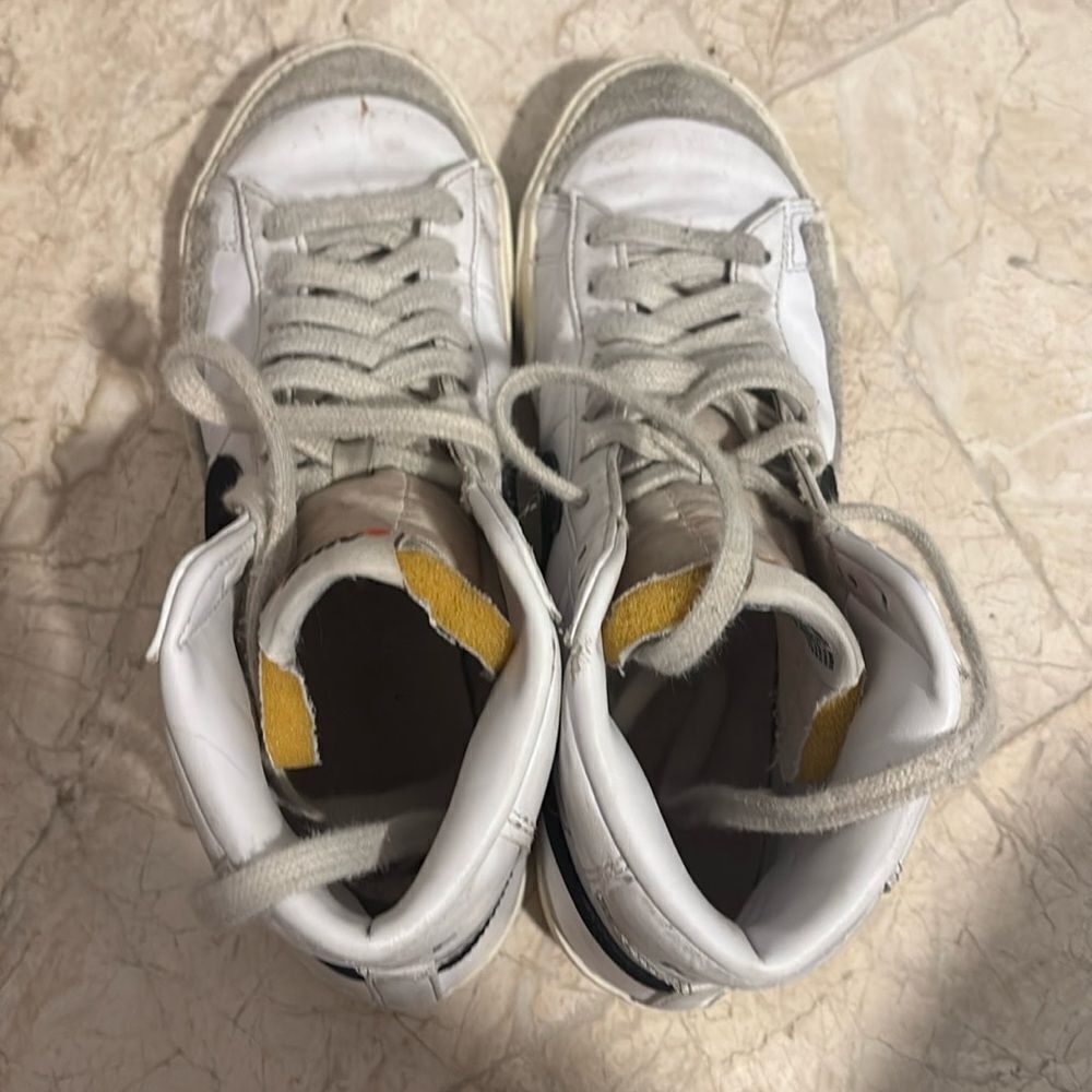 Nike high top Women's Sneakers - White and black size 8